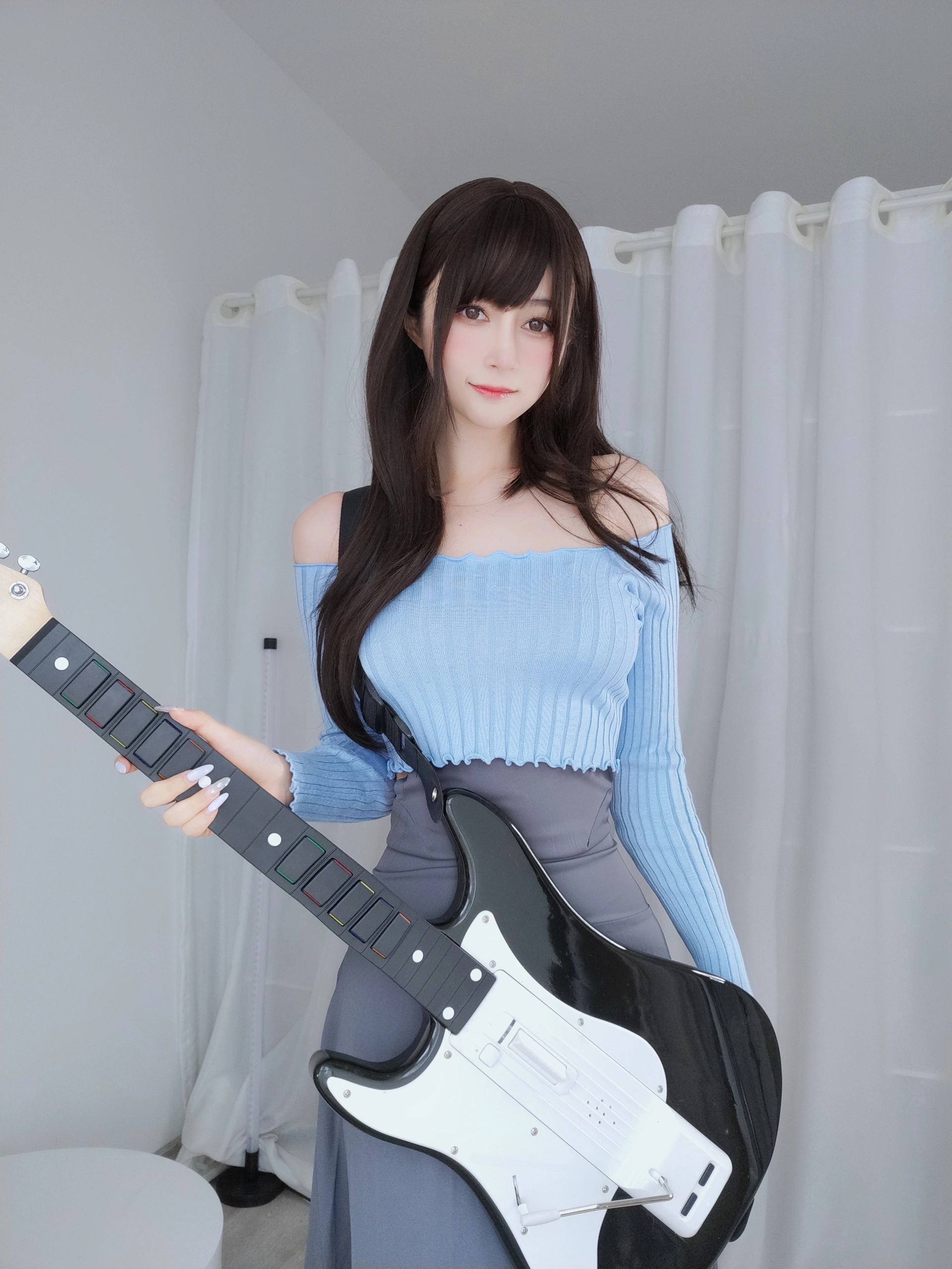 白银81 - 自撮り Vol.59 吉他妹妹 2